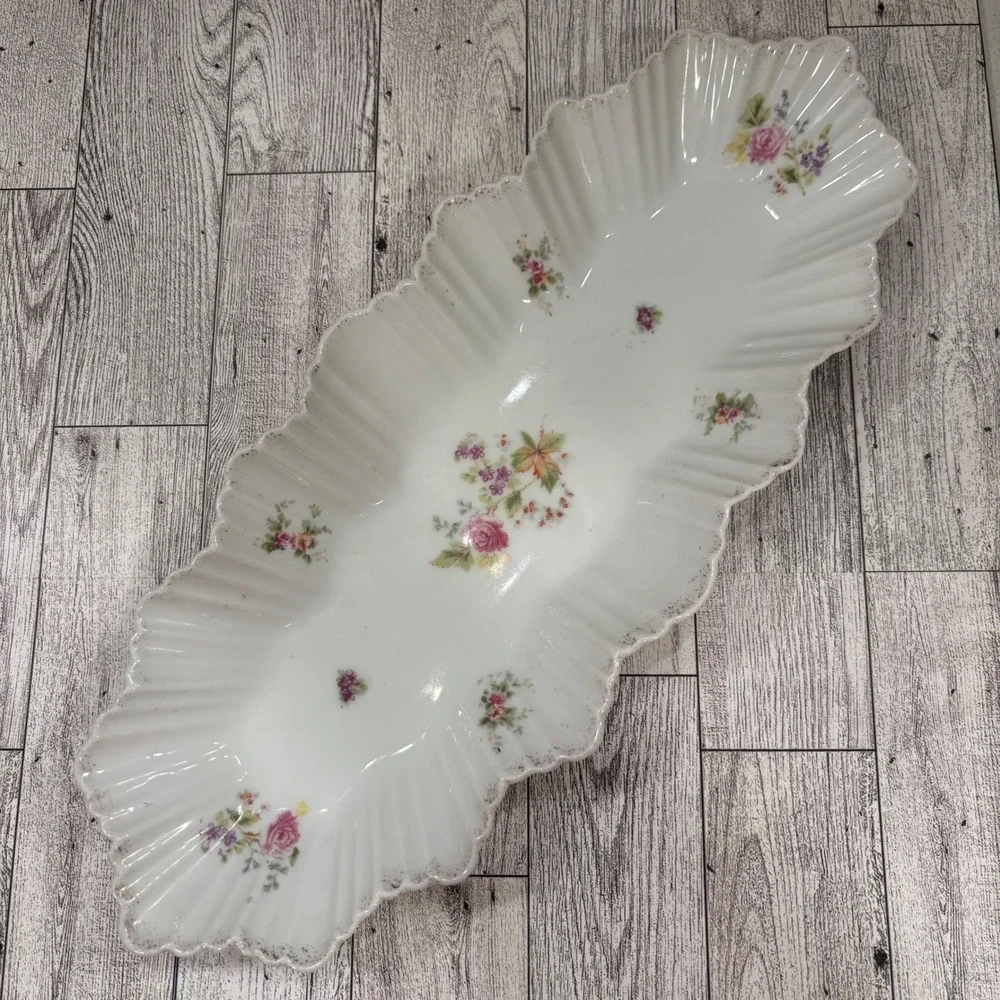 Victoria Carlsbad Austria Ruffled Candy Dish‎ Floral Porcelain Tray Serving Bowl